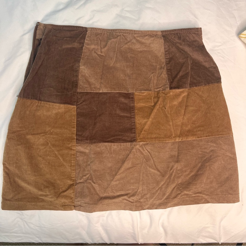 Hollister mini skirt, size M - Picture 2 of 3